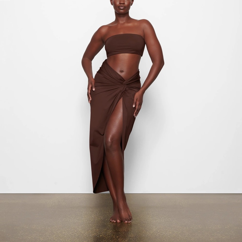 NWT Skims Swim Sarong Maxi Skirt Size Large in Cocoa color